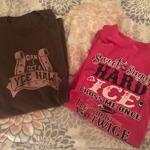 2 country T-shirt’s size XL